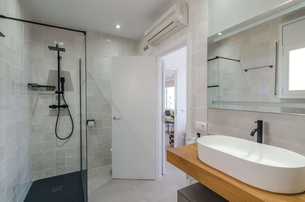 Badkamer en suite scaled