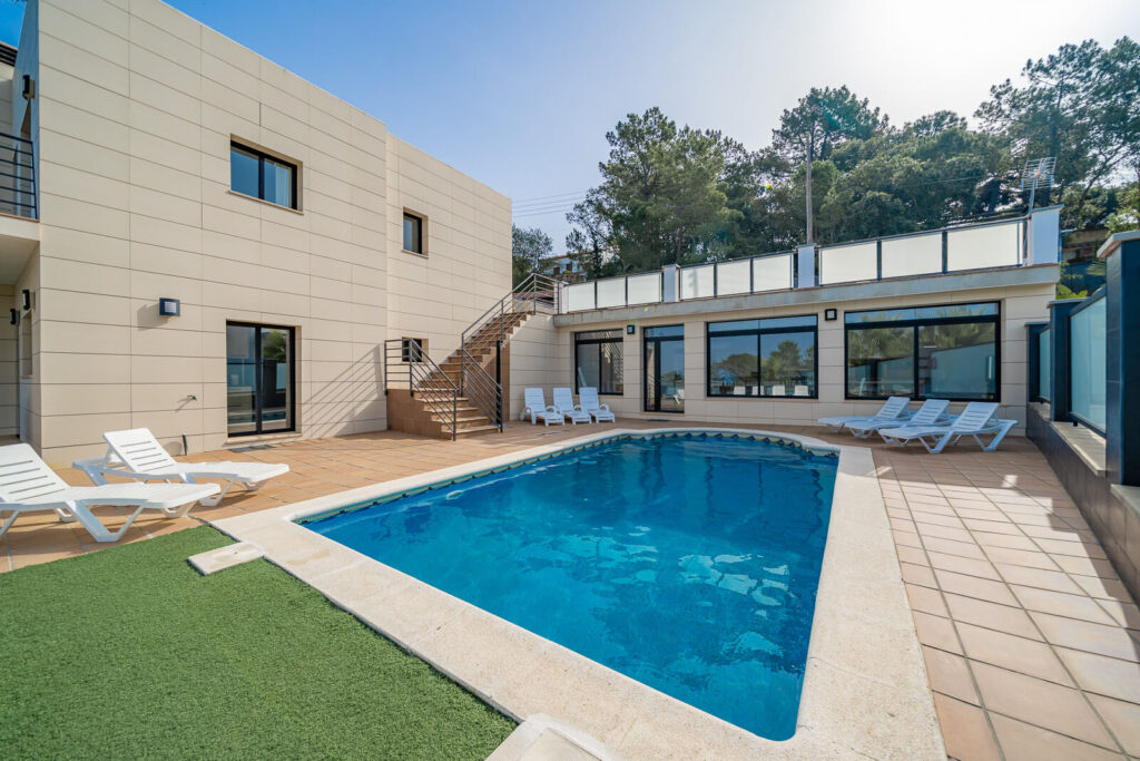 VideoINMO - 03282022 - _A737571