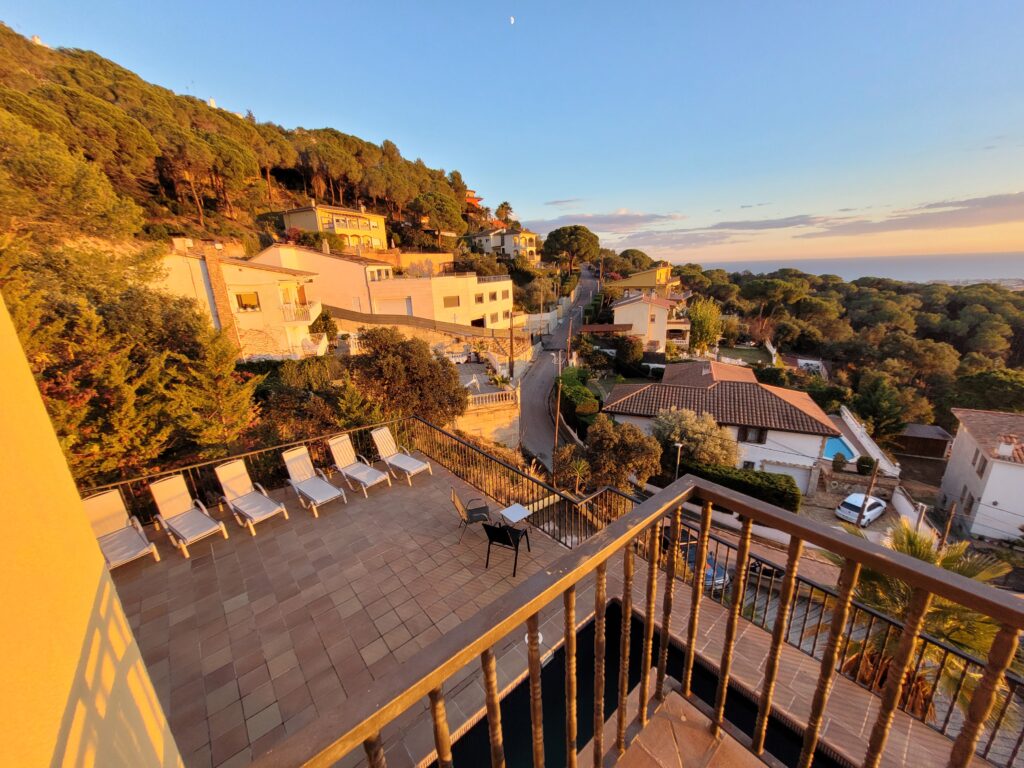 zonsondergang vanaf balkon